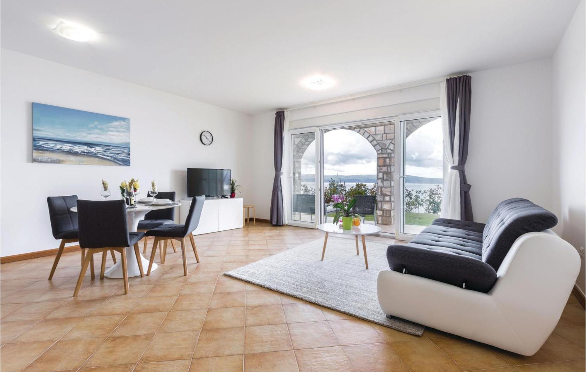Cozy Apartment In Crikvenica With House Sea View Exterior foto